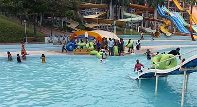 Children from SDET enjoying a visit to the Athisayam water park, which was made possible by a generous donation from Mrs. Irene Roddam